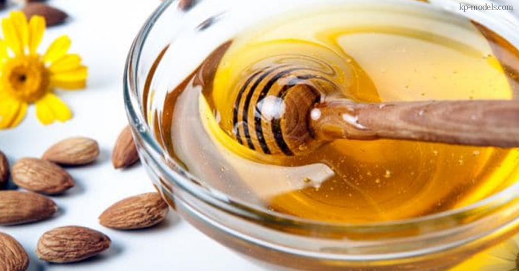 ประโยชน์ของน้ำผึ้ง เป็นของเหลวที่มีรสหวานเหนียวข้นซึ่งอุดมไปด้วยแร่ธาตุ เช่น ธาตุเหล็ก แคลเซียม และแมกนีเซียม มีบางอย่างที่น่าหลงใหล