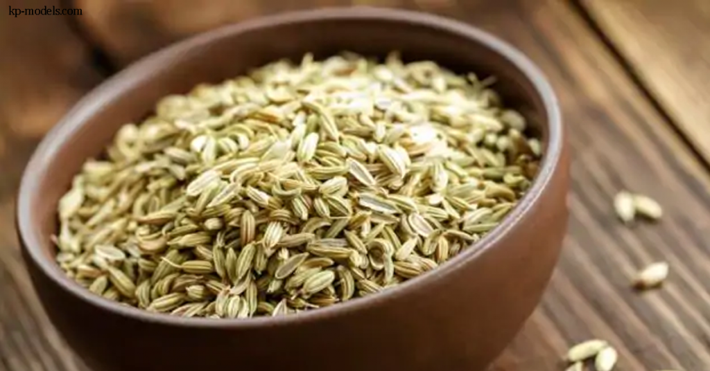 ประโยชน์ของเมล็ดยี่หร่า อินเดียเป็นผู้ส่งออกเมล็ดยี่หร่ารายใหญ่ที่สุดซึ่งเป็นที่รู้จักกันอย่างแพร่หลาย เมล็ดยี่เป็นแหล่งแร่ธาตุที่เข้มข้น