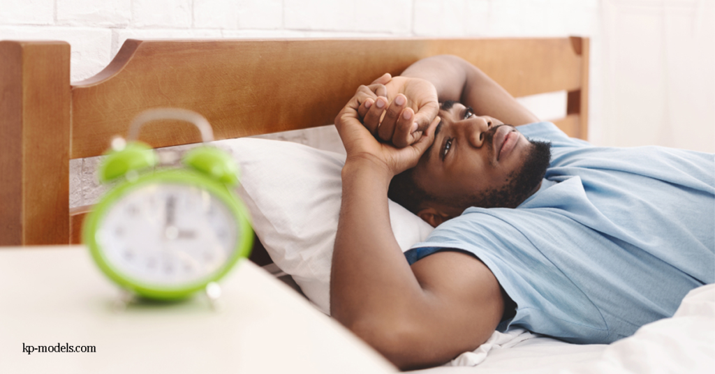 การต่อสู้ กับอาการนอนไม่หลับ พวกเราทุกคนเคยจัดการกับปัญหานี้มาก่อน การนอนไม่หลับตอนกลางคืนอาจเป็นเรื่องที่น่าหงุดหงิดอย่างยิ่ง